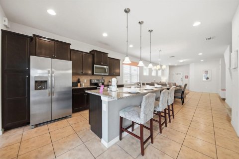 Villa ou maison à vendre à Kissimmee, Floride: 5 chambres, 243.59 m2 № 2414641 - photo 11