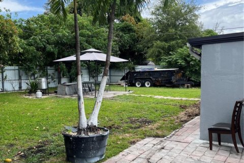House in Miami Gardens, Florida 3 bedrooms, 105.91 sq.m. № 1809684 - photo 30