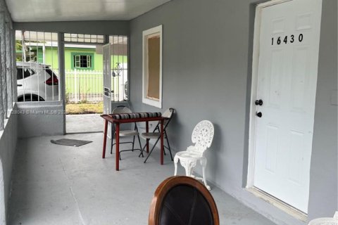 House in Miami Gardens, Florida 3 bedrooms, 105.91 sq.m. № 1809684 - photo 10