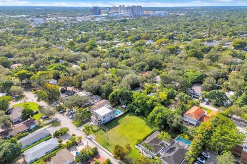 Land in South Miami, Florida № 2088579 - photo 7