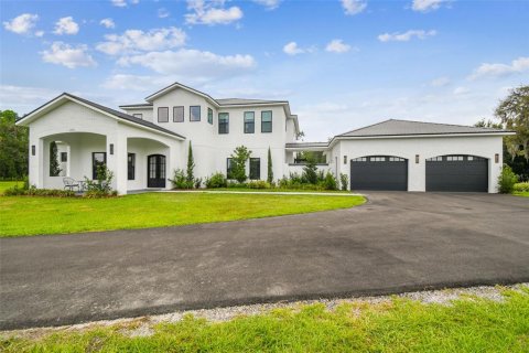 House in Spring Hill, Florida 5 bedrooms, 424.66 sq.m. № 1839798 - photo 4