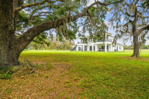 House in Spring Hill, Florida 5 bedrooms, 424.66 sq.m. № 1839798 - photo 5