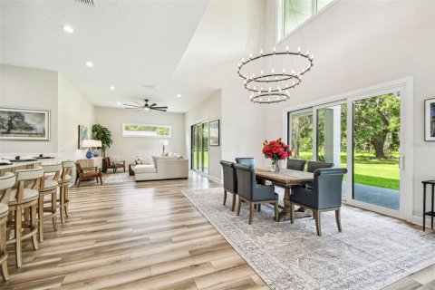 House in Spring Hill, Florida 5 bedrooms, 424.66 sq.m. № 1839798 - photo 28