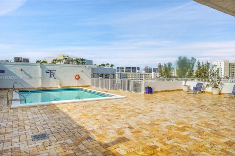 Снять в аренду кондоминиум в Санни-Айлс-Бич, Флорида 1 спальня, 86.4м2, № 1986145 - фото 17