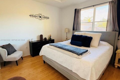 Adosado en venta en Homestead, Florida, 4 dormitorios, 143.44 m2 № 1998774 - foto 18