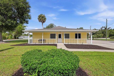 Immobilier commercial à vendre à DeLand, Floride: 165.92 m2 № 2131052 - photo 2