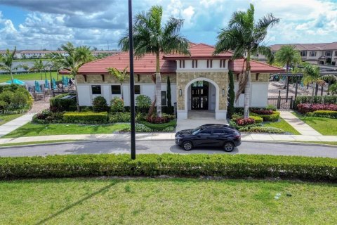 Снять в аренду виллу или дом в Хайалиа, Флорида 4 спальни, 228.73м2, № 1969062 - фото 8