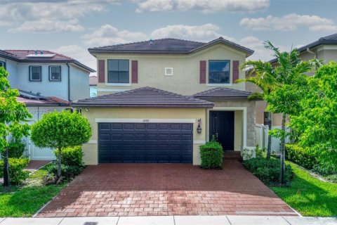 Снять в аренду виллу или дом в Хайалиа, Флорида 4 спальни, 228.73м2, № 1969062 - фото 4