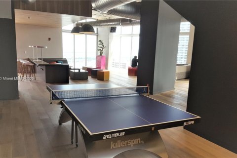 Condo in Miami, Florida, 1 bedroom  № 2021731 - photo 19
