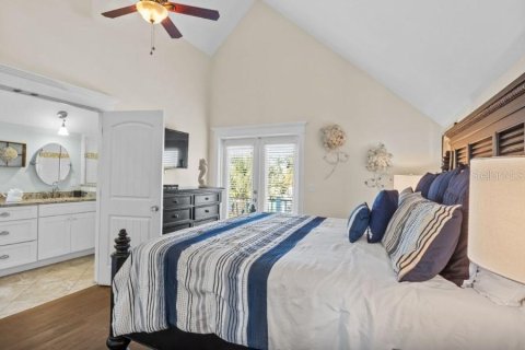 House in Anna Maria, Florida 5 bedrooms, 184.23 sq.m. № 2094611 - photo 21