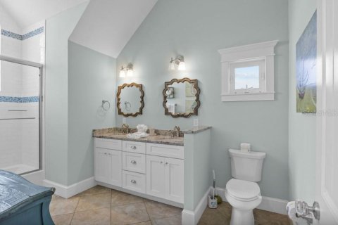 House in Anna Maria, Florida 5 bedrooms, 184.23 sq.m. № 2094611 - photo 28