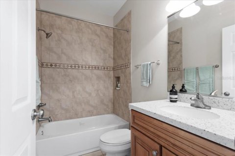 House in Lake City, Florida 4 bedrooms, 161.93 sq.m. № 2290700 - photo 28