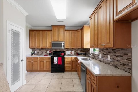 House in Lake City, Florida 4 bedrooms, 161.93 sq.m. № 2290700 - photo 17