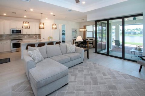 Casa en venta en Bradenton, Florida, 3 dormitorios, 193.61 m2 № 1795096 - foto 2