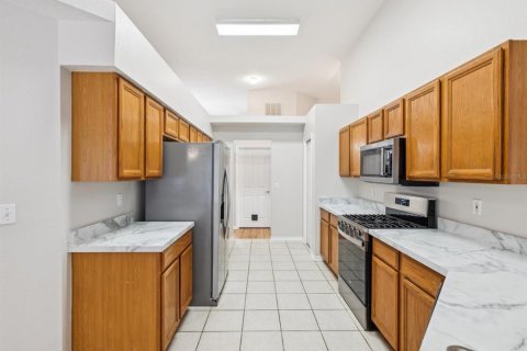 Casa en venta en Brandon, Florida, 4 dormitorios, 194.44 m2 № 1910784 - foto 15