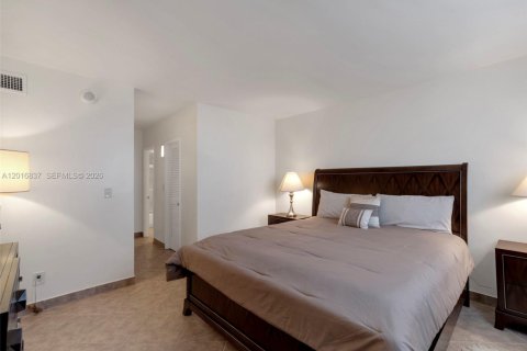 Condo in Sunny Isles Beach, Florida, 1 bedroom  № 2153985 - photo 9