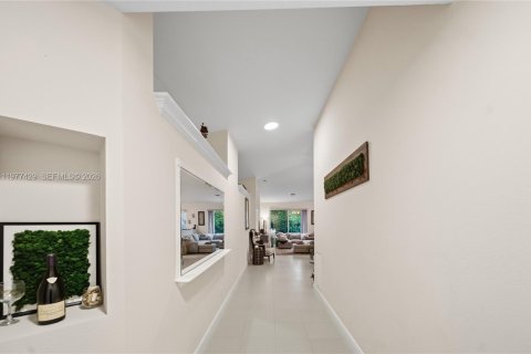 Villa ou maison à louer à Parkland, Floride: 3 chambres, 163.23 m2 № 2043893 - photo 3