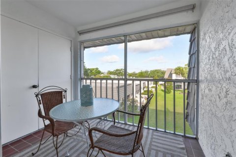 Condominio en venta en Seminole, Florida, 2 dormitorios, 99.87 m2 № 2227569 - foto 19