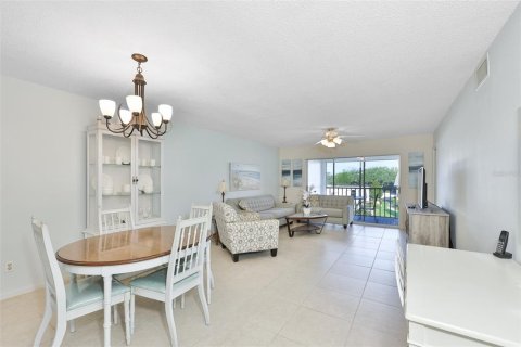 Condominio en venta en Seminole, Florida, 2 dormitorios, 99.87 m2 № 2227569 - foto 8