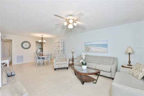 Condominio en venta en Seminole, Florida, 2 dormitorios, 99.87 m2 № 2227569 - foto 12