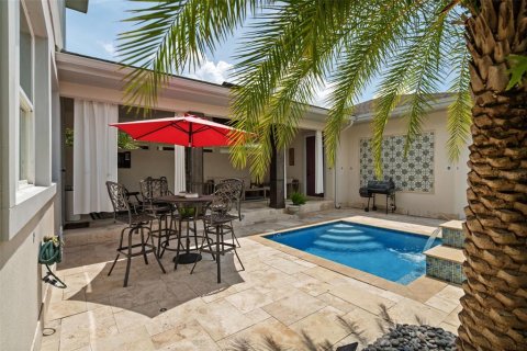 House in Orlando, Florida 3 bedrooms, 212.1 sq.m. № 1832812 - photo 19