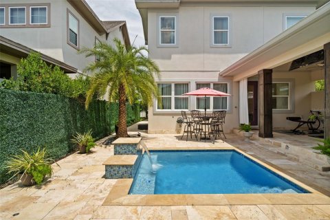 House in Orlando, Florida 3 bedrooms, 212.1 sq.m. № 1832812 - photo 18