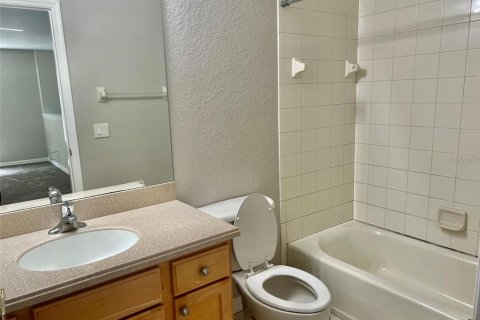 House in Bradenton, Florida 3 bedrooms, 170.66 sq.m. № 2388618 - photo 10