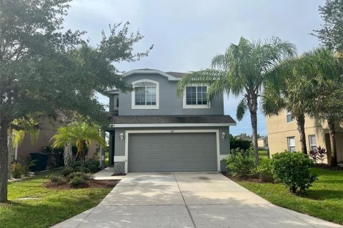 House in Bradenton, Florida 3 bedrooms, 170.66 sq.m. № 2388618