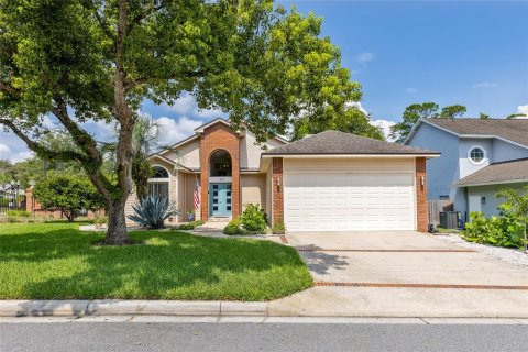 Villa ou maison à Longwood, Floride 4 chambres, 234.67 m2 № 2209492