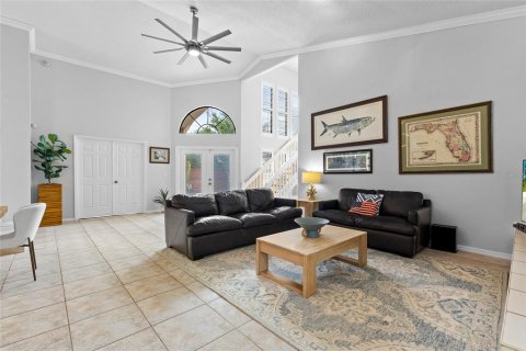 House in Longwood, Florida 4 bedrooms, 234.67 sq.m. № 2209492 - photo 5