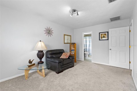 House in Longwood, Florida 4 bedrooms, 234.67 sq.m. № 2209492 - photo 24