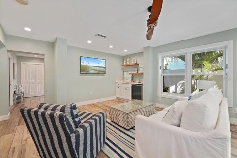 Casa en venta en Anna Maria, Florida, 3 dormitorios, 210.24 m2 № 2205828 - foto 8