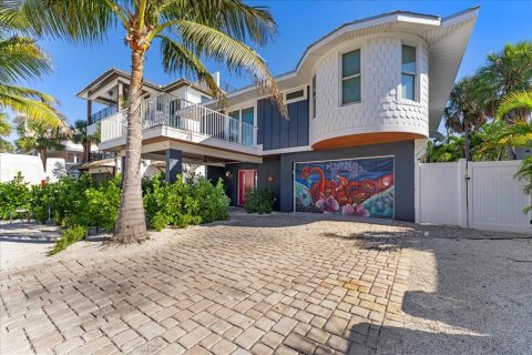 Casa en venta en Anna Maria, Florida, 3 dormitorios, 210.24 m2 № 2205828 - foto 3