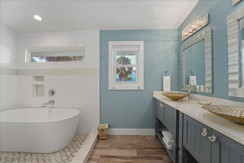 Casa en venta en Anna Maria, Florida, 3 dormitorios, 210.24 m2 № 2205828 - foto 28