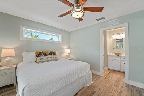 Casa en venta en Anna Maria, Florida, 3 dormitorios, 210.24 m2 № 2205828 - foto 14