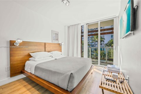 Condominio en venta en Miami Beach, Florida, 1 dormitorio, 46.64 m2 № 1842654 - foto 3