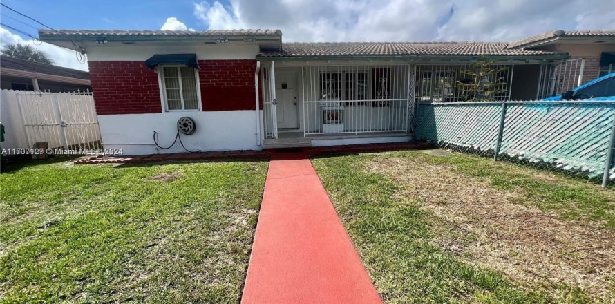 Casa en Miami, Florida 2 dormitorios, 90.86 m2 № 1976198