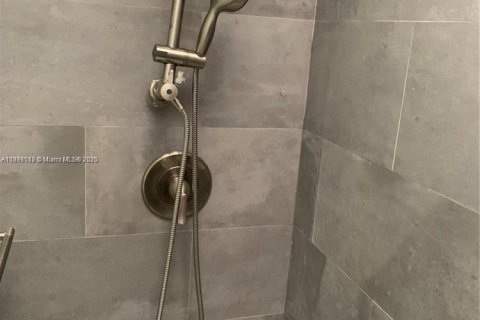 Купить виллу или дом в Майами, Флорида 3 спальни, 134.8м2, № 1943989 - фото 7