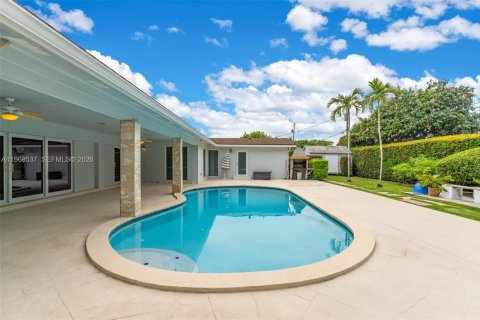 Casa en venta en Pinecrest, Florida, 4 dormitorios, 291.25 m2 № 2032682 - foto 7