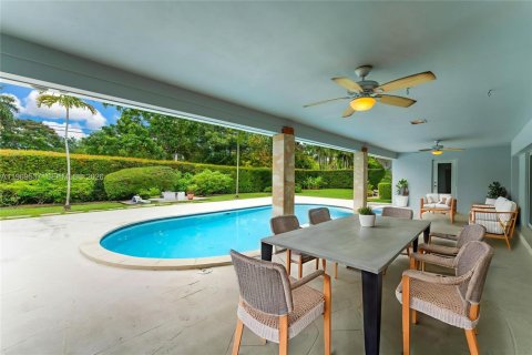 Casa en venta en Pinecrest, Florida, 4 dormitorios, 291.25 m2 № 2032682 - foto 13