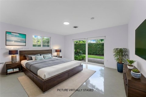 Casa en venta en Pinecrest, Florida, 4 dormitorios, 291.25 m2 № 2032682 - foto 6