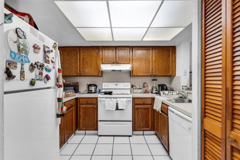 Copropriété à vendre à Miami, Floride: 2 chambres, 86.96 m2 № 1977451 - photo 7