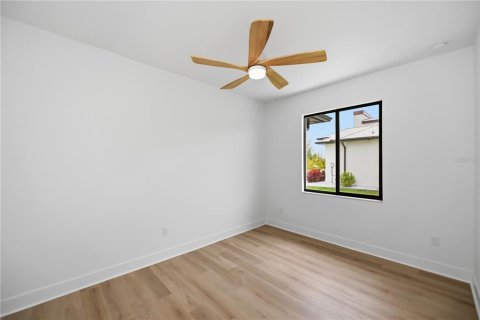 Casa en venta en Port Charlotte, Florida, 4 dormitorios, 227.24 m2 № 2100234 - foto 29