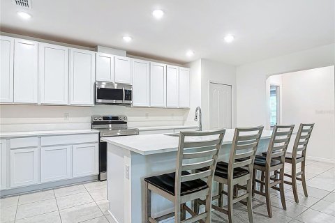 Villa ou maison à vendre à Edgewater, Floride: 4 chambres, 200.11 m2 № 1717049 - photo 4