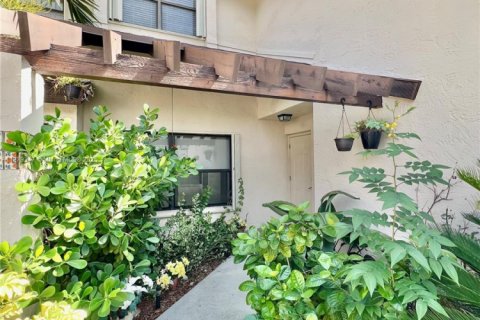 Touwnhouse à louer à Miami, Floride: 3 chambres, 168.99 m2 № 1896270 - photo 3