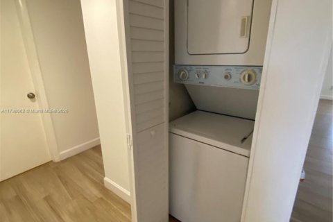 Condominio en venta en Tamarac, Florida, 2 dormitorios, 92.9 m2 № 1486771 - foto 23