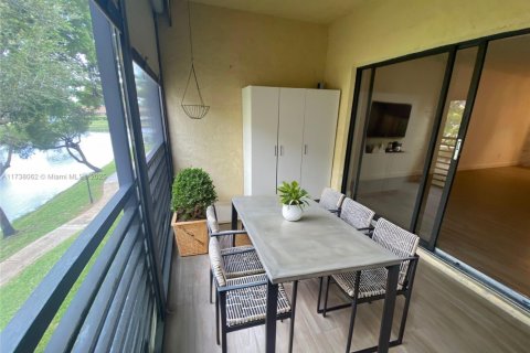 Condominio en venta en Tamarac, Florida, 2 dormitorios, 92.9 m2 № 1486771 - foto 26