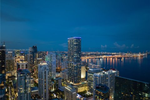 Condominio en venta en Miami, Florida, 4 dormitorios № 1874129 - foto 18