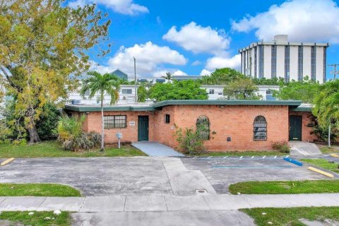 Immobilier commercial à vendre à North Miami, Floride № 2075882 - photo 6