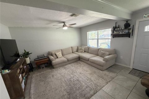 Casa en venta en Mount Dora, Florida, 3 dormitorios, 120.77 m2 № 2317277 - foto 9